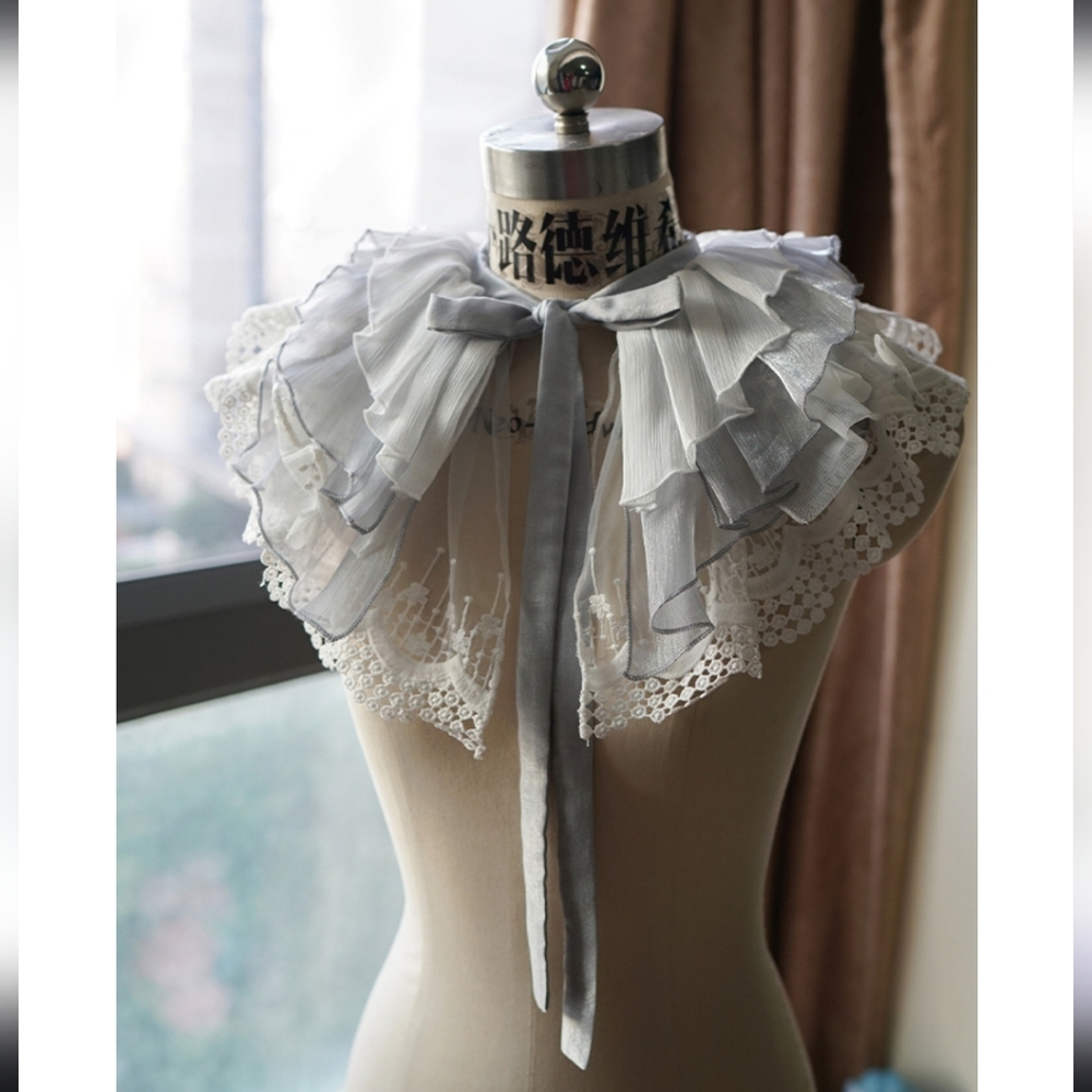 FanPlusFriend NL Les Sylphides Embroidered 3 Tiered Jabot/Collar/Short Shawl